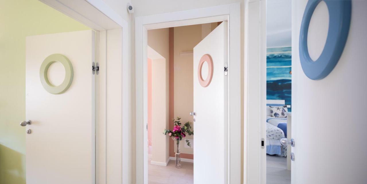 B&B Due Passi Dal Mare Cinquale Ngoại thất bức ảnh